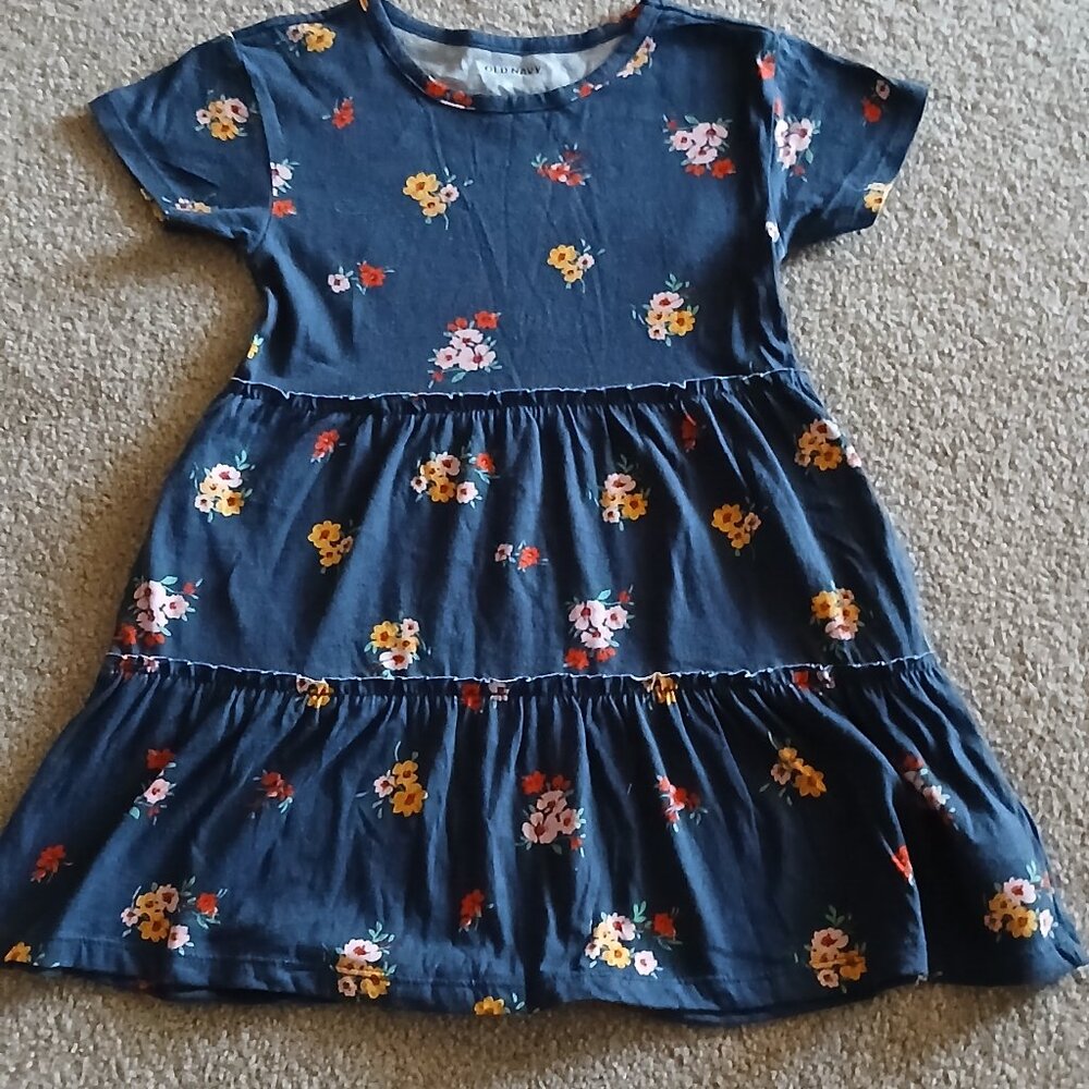 2 Girls Cotton Dresses - Picture 2 of 9